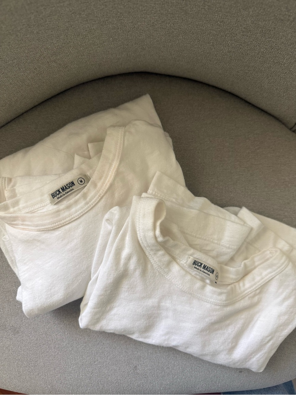 Buck Mason White Tee SET